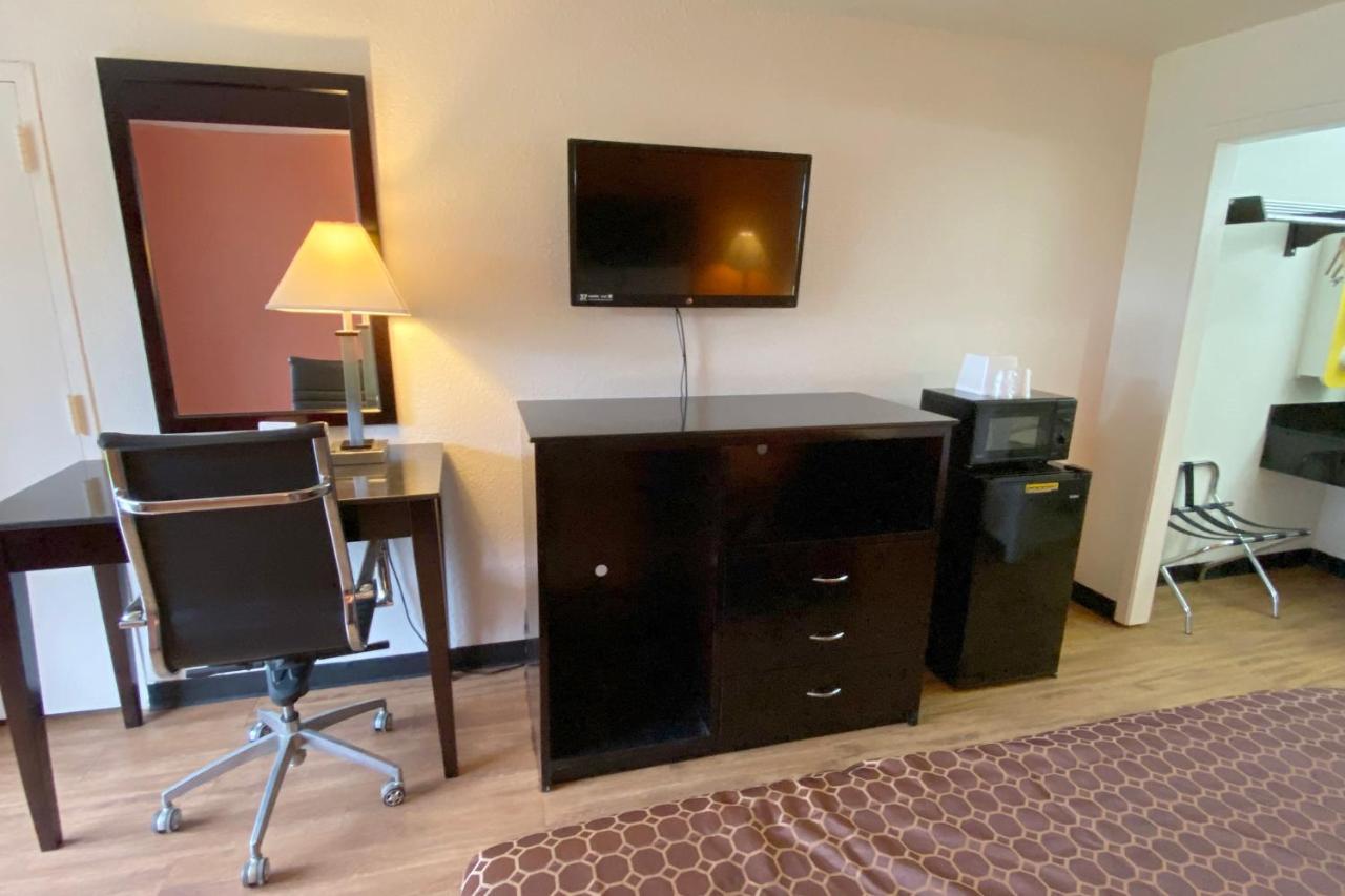 Landmark Hotel Leesville Екстер'єр фото